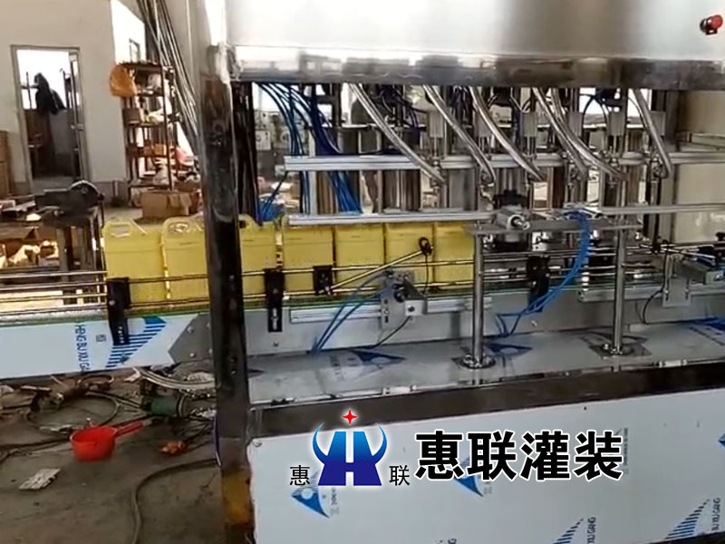 洗潔精灌裝機(jī)訂制廠家現(xiàn)場(chǎng)