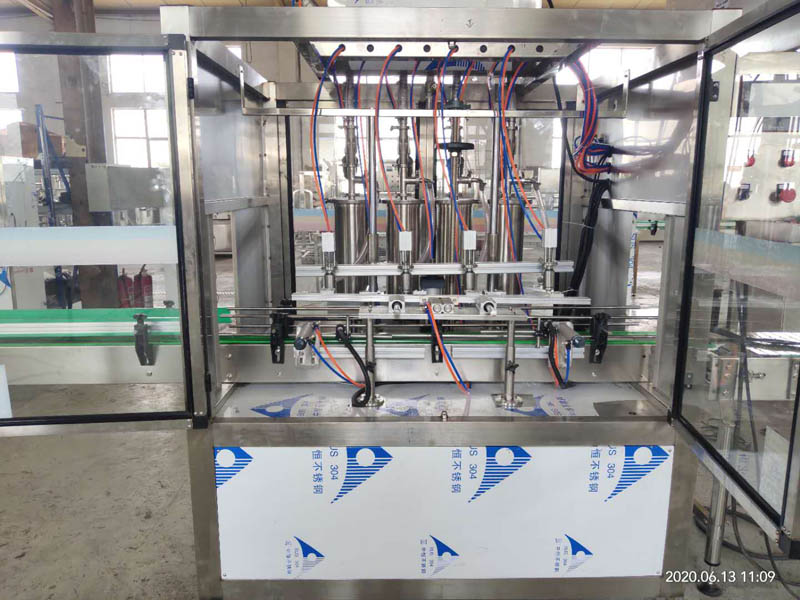 全自動4頭活塞式食用油灌裝機