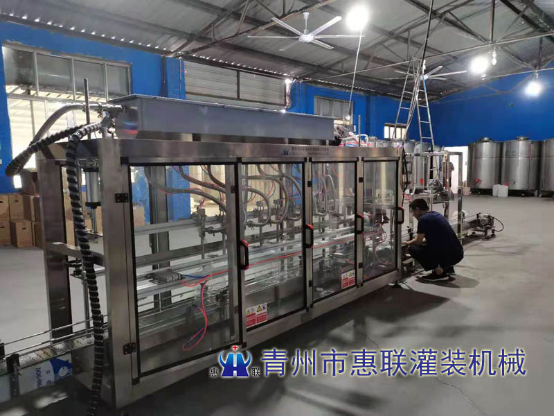 大桶裝食用油灌裝生產(chǎn)線