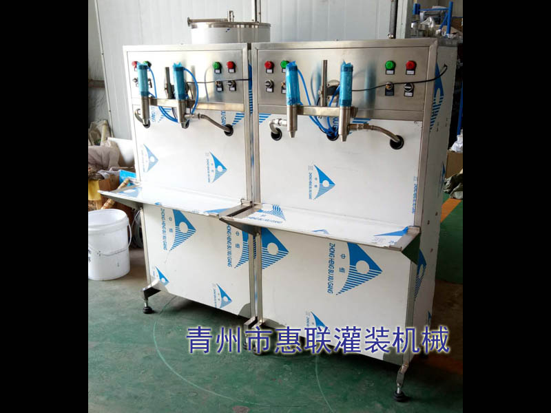 半自動活塞式洗衣液灌裝機