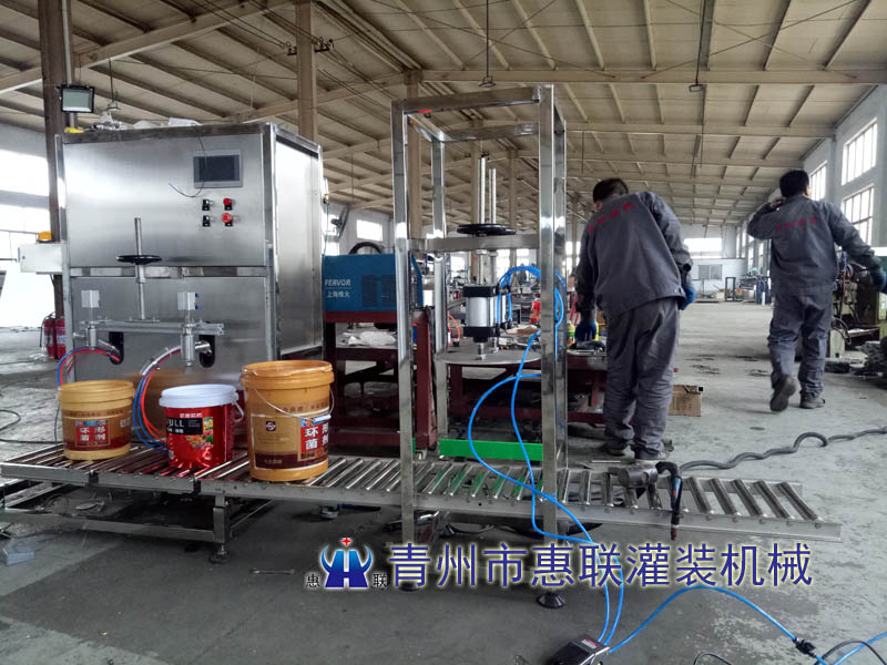 大桶油灌裝生產線